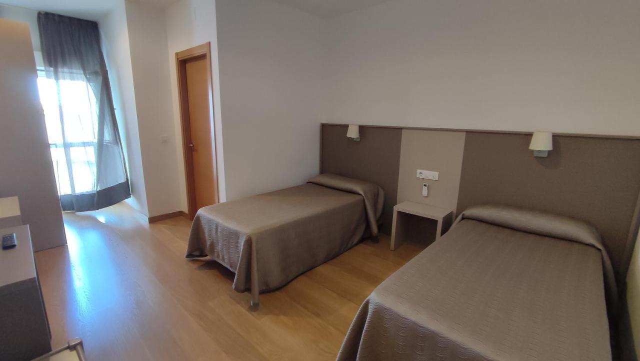 Hotel Pena Cruz Мальпартида-де-Касерес Экстерьер фото